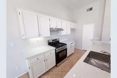 13477 Fairfield, Corona, CA 92883 - Photo 2