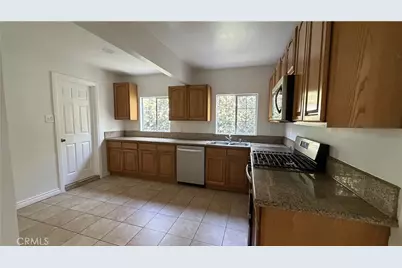 2211 S Sycamore, Los Angeles, CA 90016 - Photo 2