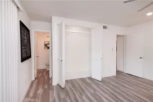 2350 Shadow Hill Dr, Riverside, CA 92506 - Photo 30