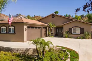 31028 Emperor Dr, Canyon Lake, CA 92587 - Photo 34