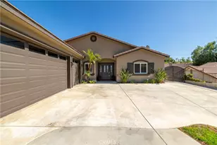 31028 Emperor Dr, Canyon Lake, CA 92587 - Photo 4