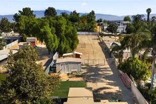 527 7th, Norco, CA 92860 - Photo 32
