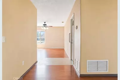 10415 Charleston, Riverside, CA 92503 - Photo 6