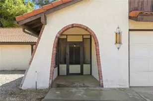 13689 Sarah St, Yucaipa, CA 92399 - Photo 2