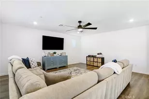 34472 Clementine, Winchester, CA 92596 - Photo 2