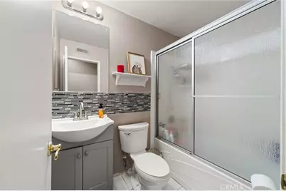 8433 Tamarind, Riverside, CA 92509 - Photo 20