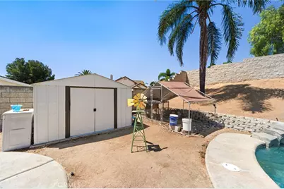 8433 Tamarind, Riverside, CA 92509 - Photo 30