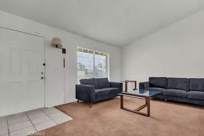 910 S Larch, Rialto, CA 92316 - Photo 8