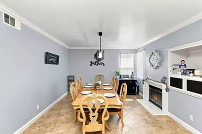 14993 Oak Spring, Fontana, CA 92336 - Photo 22