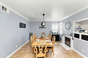 14993 Oak Spring, Fontana, CA 92336 - Photo 22