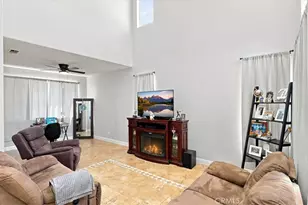 14993 Oak Spring, Fontana, CA 92336 - Photo 20
