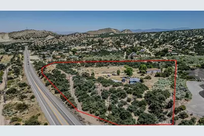 3303 Hwy 2, Wrightwood, CA 92379 - Photo 2