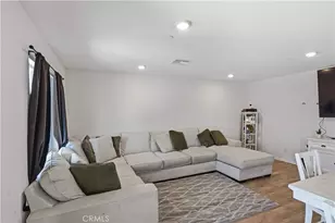30913 Viper Ct, Winchester, CA 92596 - Photo 12