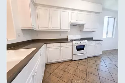 39180 Anchor, Murrieta, CA 92563 - Photo 2