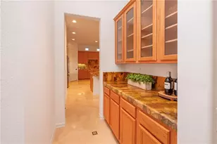 18493 Oak Park Dr, Riverside, CA 92504 - Photo 10