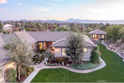 18493 Oak Park Drive, Riverside, CA 92504 - Photo 2