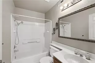 14323 La Crescenta, Victorville, CA 92392 - Photo 6