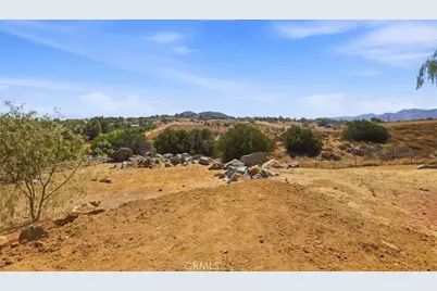 18902 Wildflower, Riverside, CA 92504 - Photo 56