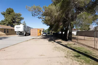 15078 Cactus, Hesperia, CA 92345 - Photo 68