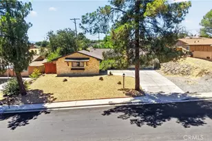 16429 Avalon Ave, Victorville, CA 92395 - Photo 4