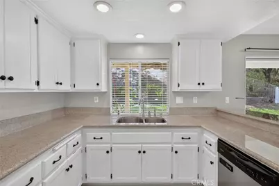 13189 Lucky Spur Lane, Corona, CA 92883 - Photo 18