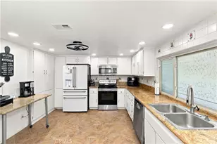 4605 Brentwood, San Bernardino, CA 92407 - Photo 10