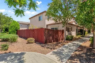 4032 Alicia Ct, Riverside, CA 92501 - Photo 2