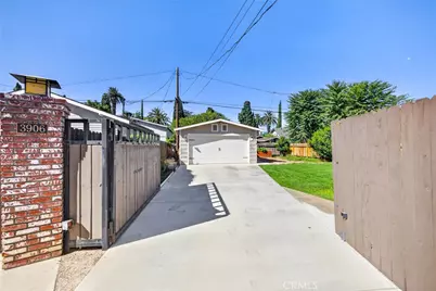 3920 Linwood, Riverside, CA 92506 - Photo 24