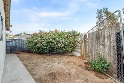 7590 Kempster Court, Fontana, CA 92336 - Photo 22