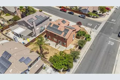 300 Date Street, Lake Elsinore, CA 92530 - Photo 18