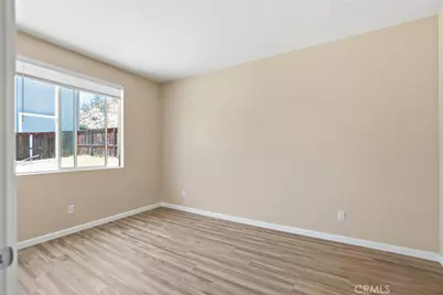 300 Date Street, Lake Elsinore, CA 92530 - Photo 8