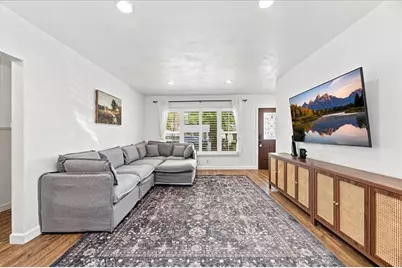 4158 Gardena Drive, Riverside, CA 92506 - Photo 8