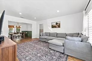 4158 Gardena Dr, Riverside, CA 92506 - Photo 6