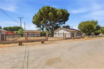 7691 Mission, Jurupa Valley, CA 92509 - Photo 4