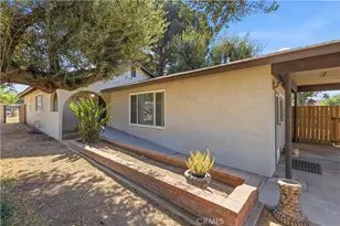 7691 Mission, Jurupa Valley, CA 92509 - Photo 8