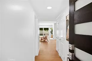 15550 Otsego St, Encino, CA 91436 - Photo 8