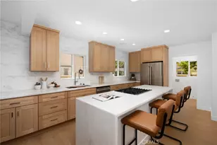15550 Otsego St, Encino, CA 91436 - Photo 2