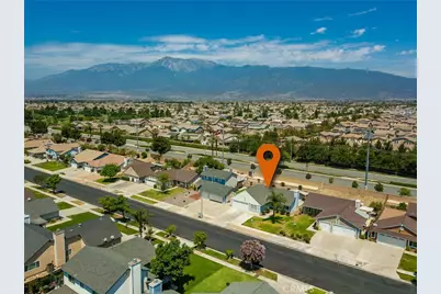15940 Mesa Dr, Fontana, CA 92336 - Photo 14