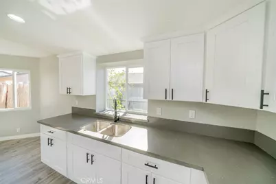 827 S Tamarisk Avenue, Rialto, CA 92376 - Photo 12