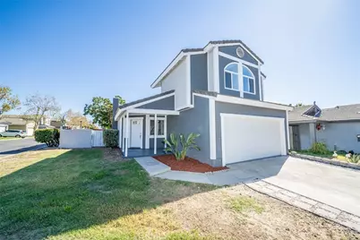 827 S Tamarisk Avenue, Rialto, CA 92376 - Photo 1