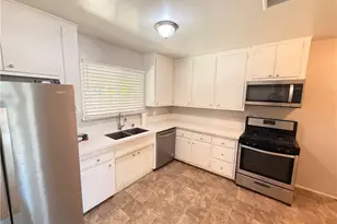 3946 Shelby Dr, Riverside, CA 92504 - Photo 10