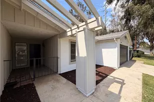 30240 Santa Cecilia, Temecula, CA 92592 - Photo 2