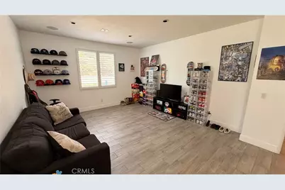17289 Woodentree Lane, Riverside, CA 92503 - Photo 12