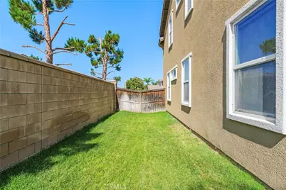 14458 Leeward Way, Moreno Valley, CA 92555 - Photo 28