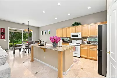 24211 Whitetail, Corona, CA 92883 - Photo 10