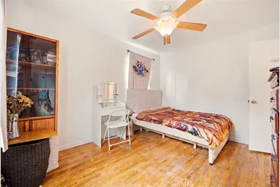 1050 W Olive Street, Corona, CA 92882 - Photo 10