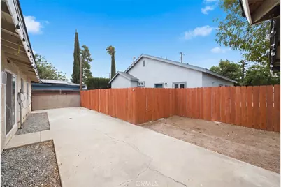 1050 W Olive Street, Corona, CA 92882 - Photo 14