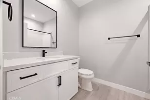 1050 W Olive St, Corona, CA 92882 - Photo 38