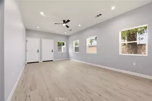 1050 W Olive St, Corona, CA 92882 - Photo 22