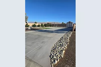 19365 Tournament, Apple Valley, CA 92308 - Photo 6